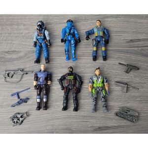 Lanard The Corps Set of 6 Figurines‎ with accessories
